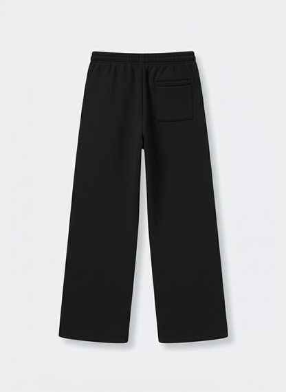 Signature Straight Fit Sweatpants - Black