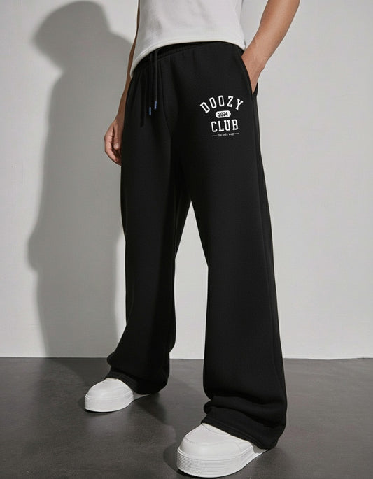 Signature Straight Fit Sweatpants - Black